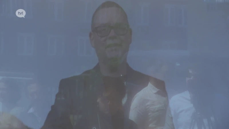 PVDA laat mensen in Hasselt vragen stellen aan hologram van voorzitter Raoul Hedebouw