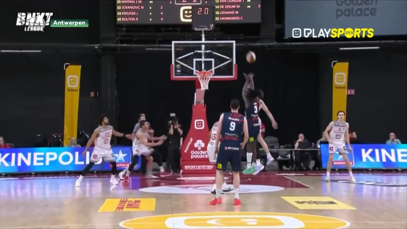 Limburg United begint met vliegende start aan halve finale