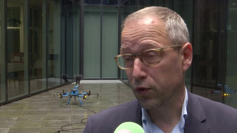 Drones wassen ramen op Corda Campus in Hasselt