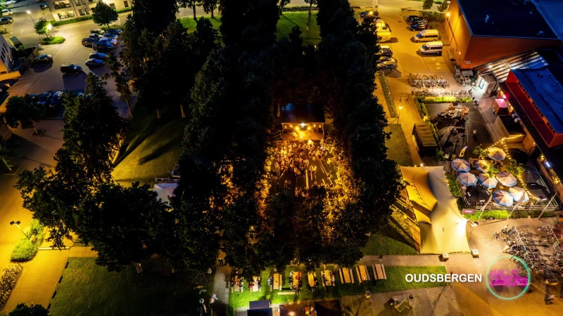 Hallo Oudsbergen: Feest onder de bomen