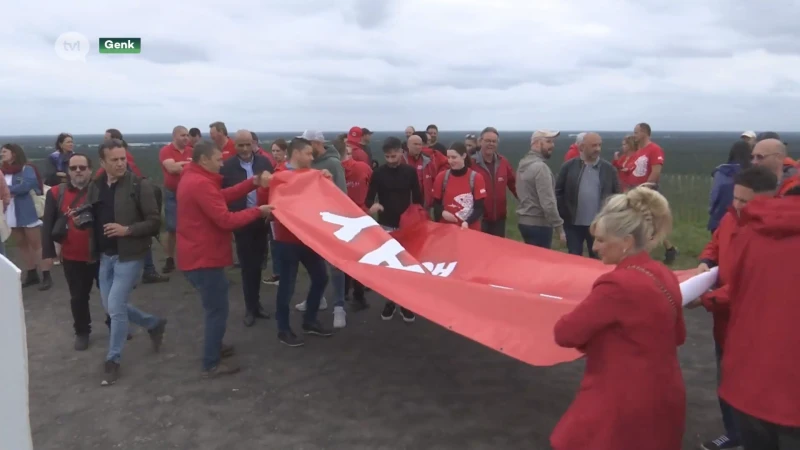 Militanten ABVV voeren actie op mijnterril van Waterschei