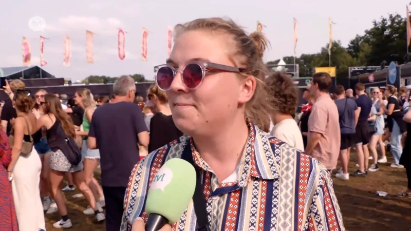 Weervrouw Emi gaf elke Pukkelpopdag updates: "Zonnige laatste dag"