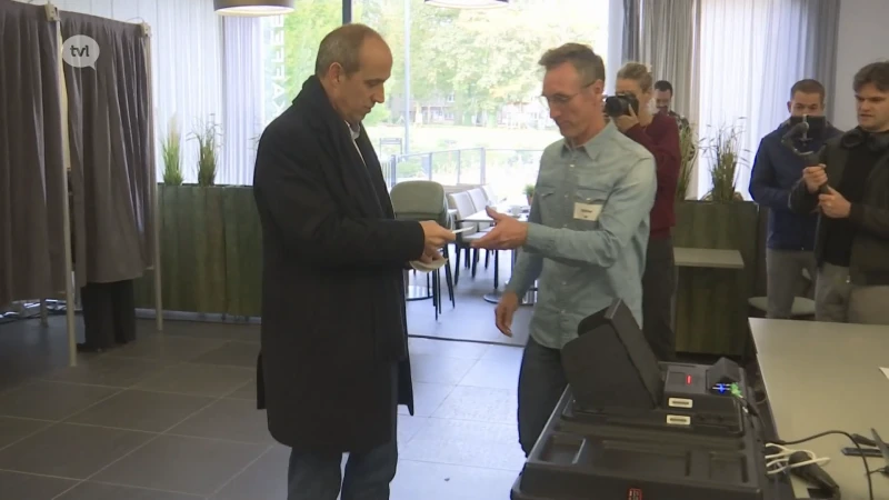 Stembusgang Genk: Kan Zuhal Demir Wim Dries van de troon stoten?