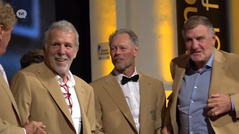 Luc Nilis en Eric Gerets in Hall Of Fame