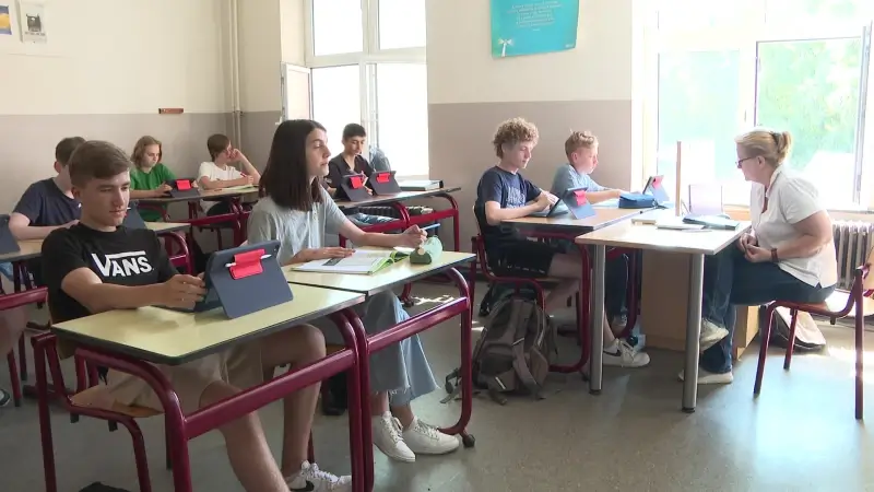 Hoofdafbeelding voor artikel Scholenoorlog in Hasselt:…