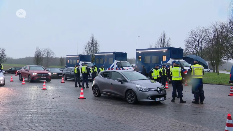 Nederland start grenscontroles in Voeren