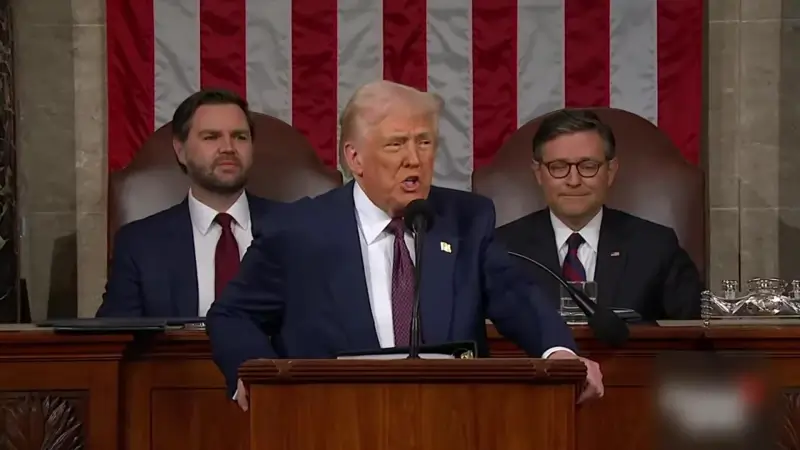 Roger Housen: "Sluit niet uit dat Trump tactische kernwapens uit Europa terugtrekt"