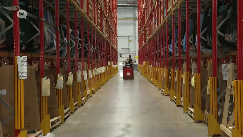 De Weg naar Morgen (aflevering 1): Een rondleiding in het Europese distributiecentrum van Carglass