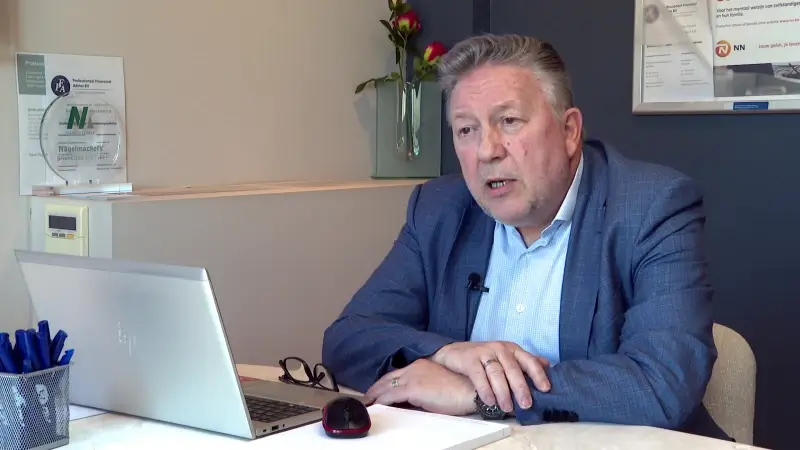 De beurzen bloeden door Trump: wie aandelen heeft, wacht best af