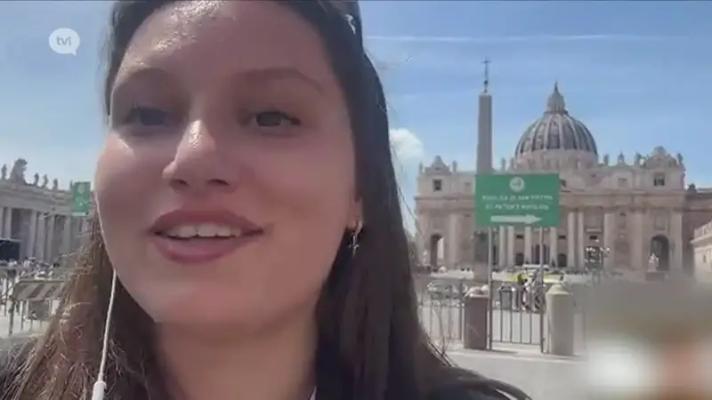 Lena Cantella op het Sint-Pietersplein: 'Bevreemdend en met een dubbel gevoel, maar vereerd dat ik dit van dichtbij kan meemaken'