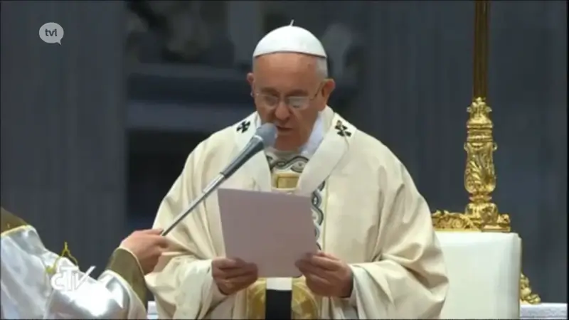 Paus Franciscus (88) is overleden