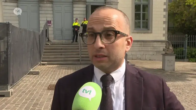 Advocaat van één van de slachtoffers twijfelt aan echtheid bewijsstukken spoedoperatie beschuldigde