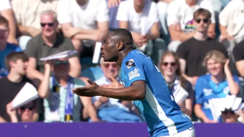 Racing Genk kraakt onder titelstress