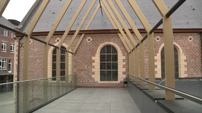 Klein Kloosterke schittert opnieuw in Maaseik