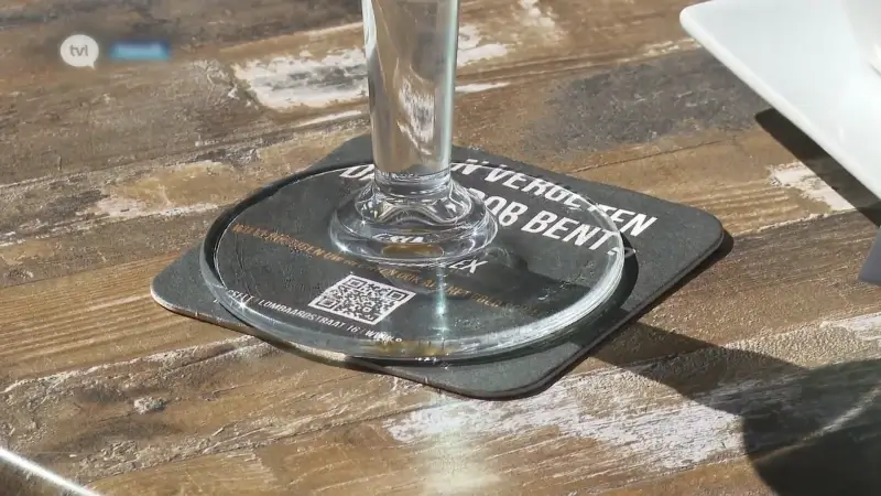 Advocaat trekt reclame op bierkaartjes in na protest van Ouders Verongelukte Kinderen