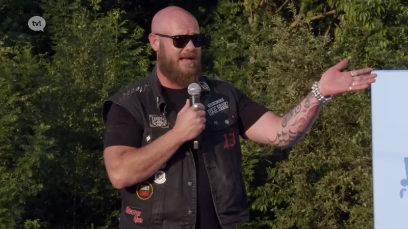 Lev Vanorbeek geeft voorproefje van solodebuut op TVL Vertellingen