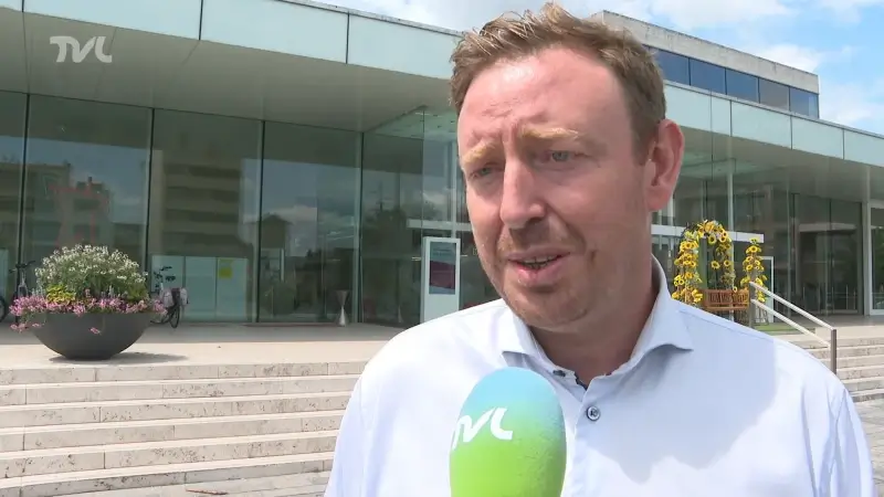 Burgemeester Nijs wil extra veiligheidspersoneel aan asielcentrum Lommel