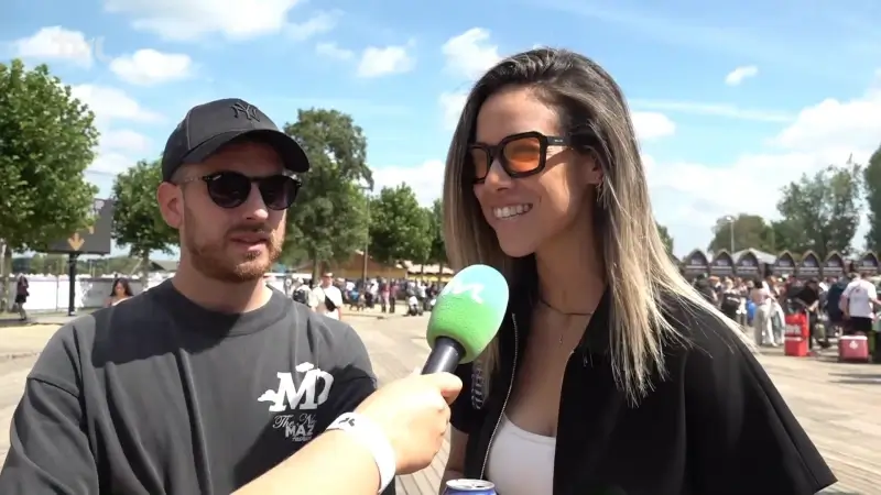 Limburgse DJ Laura Hoogland over brand Tomorrowland: "Traantje gelaten"