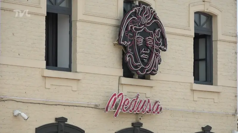 Sint-Truiden sluit Prostitutiehuis op Luikersteenweg: "Wie niet in orde is, moet dicht"