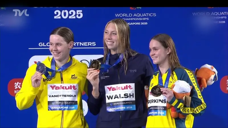Roos Vanotterdijk schrijft geschiedenis met zilveren medaille op WK
