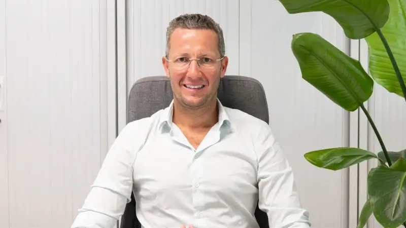 Burgemeester Dries Deferm gewond na overval op Tomorrowland