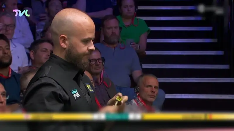 Luca Brecel zegt toernooien af wegens gezondheidsproblemen