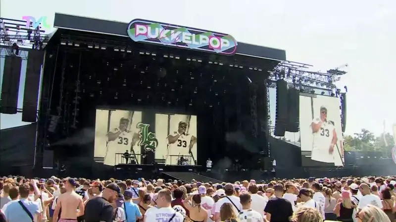 Lummense rapper Dikke opent de Main Stage op eerste officiële festivaldag