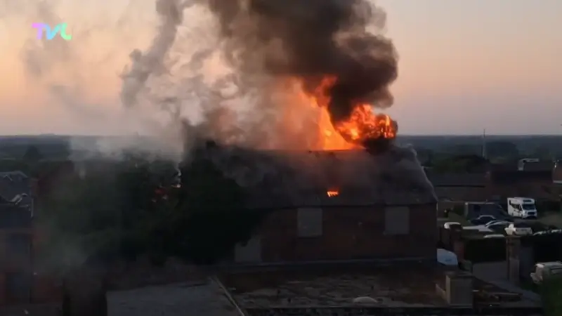 Mogelijk asbestgevaar na hevige brand in centrum Borgloon