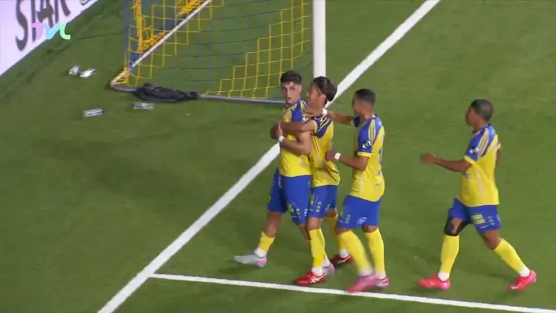 STVV wil ongeslagen reeks verderzetten tegen Zulte-Waregem