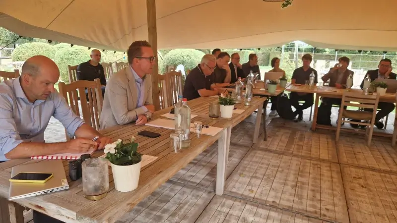 Crisisoverleg wolf: "Wolf is er, hij wordt beschermd en we moeten ermee leven"
