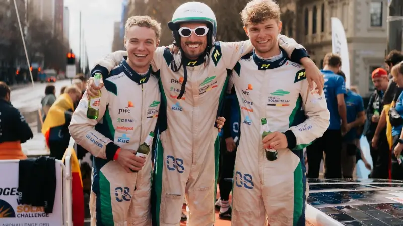 Limburgse zonnewagenracers worden derde op WK in Australië