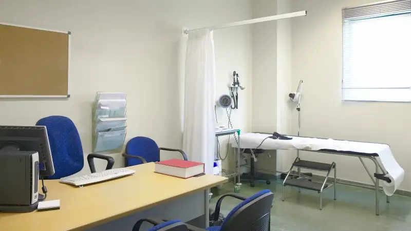 Huisartsen extra waakzaam na uitbraak van legionella in Maasmechelen