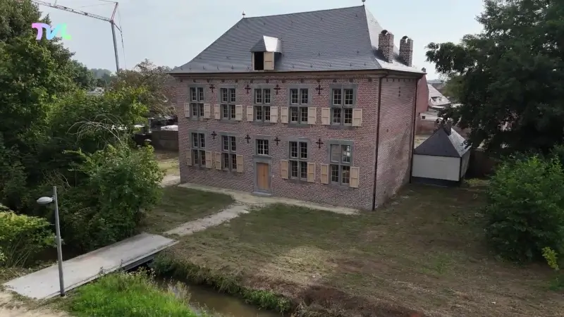 WOONTIP: Nicole Janssen - Pastorie, Tongerlostraat 7, Opitter