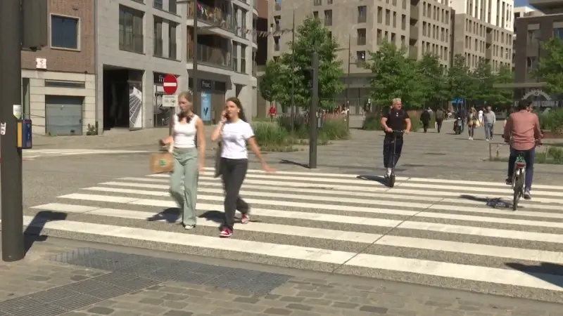 Worden helm en nummerplaat verplicht voor e-steps?