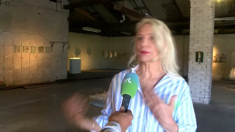 Beringse kunstenaars tonen werk in oude drankenhal