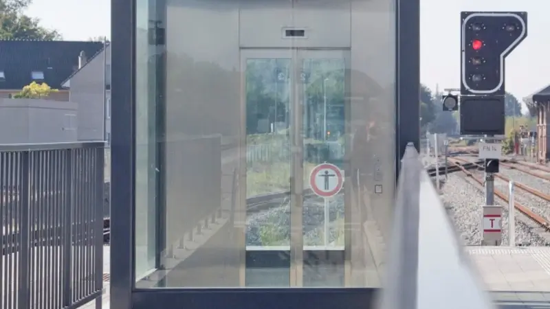 Lift in station van Neerpelt is al meer dan een jaar stuk