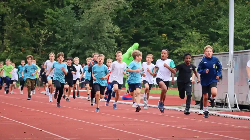 Meer dan 2.000 kinderen nemen deel aan Peltse loopdagen