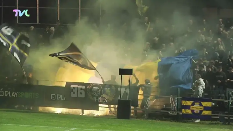Ongeslagen Thes Sport wint derby op Sporting Hasselt