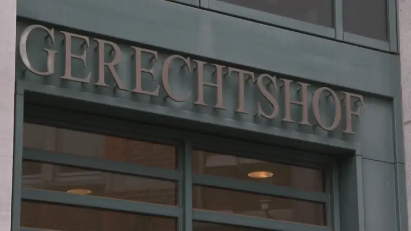 Hoofdafbeelding voor artikel 18 maanden cel met uitstel…