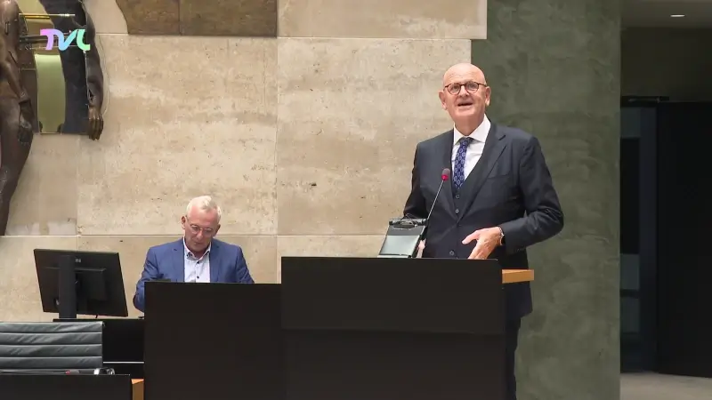 Hoofdafbeelding voor artikel Gouverneur Lantmeeters roept…