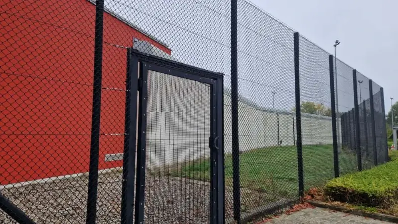 Hoofdafbeelding voor artikel Cipier riskeert gevangenisstraf