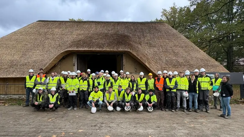 Hoofdafbeelding voor artikel In de modder voor erfgoed:…