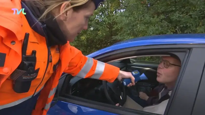 Hoofdafbeelding voor artikel Limburgse politiezones controleren…