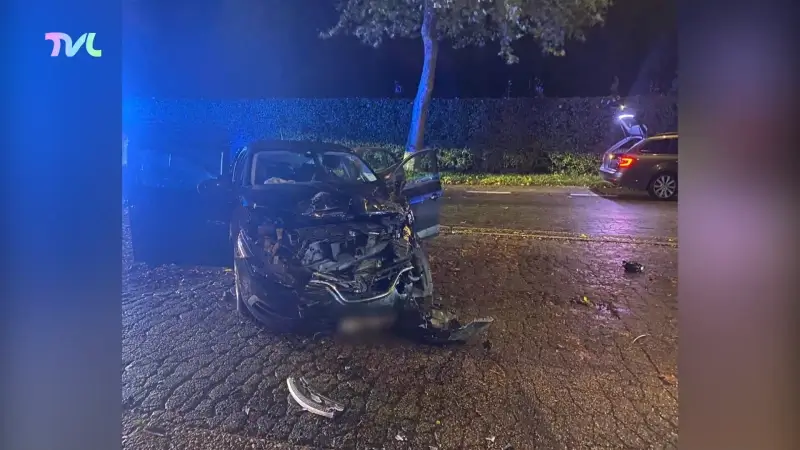 Hoofdafbeelding voor artikel Dronken bestuurder rijdt in…