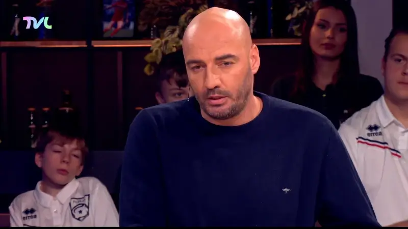 Hoofdafbeelding voor artikel Stijn Stijnen:"Als het voetbalcontract…