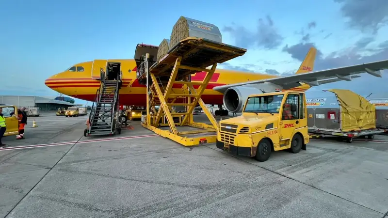 Hoofdafbeelding voor artikel Door sluiting luchthaven staan…