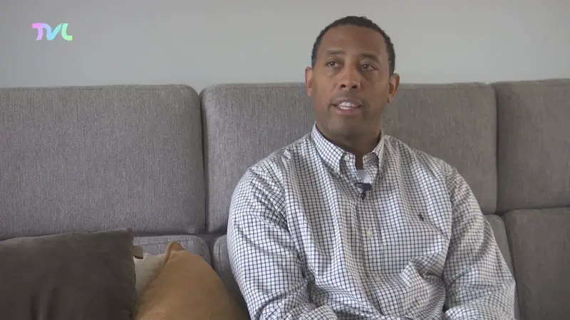 Hoofdafbeelding voor artikel Basketbalcoach Ronnie McCollum:…