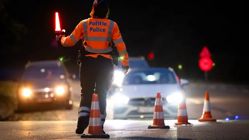 Hoofdafbeelding voor artikel 1.233 trajectcontroles in…