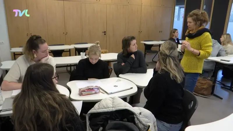 Hoofdafbeelding voor artikel Een op de zes studenten in…