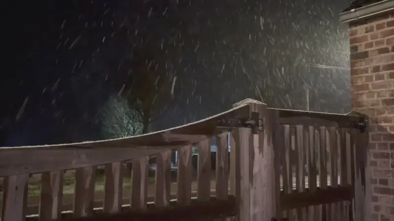 Hoofdafbeelding voor artikel Eerste sneeuw zorgt voor gladde…